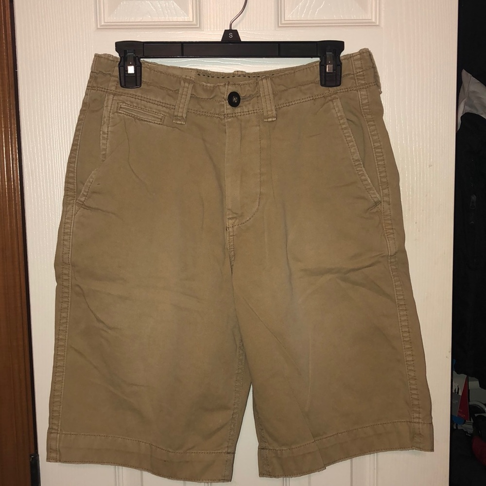 American Eagle outfittersMen’s khaki long shorts